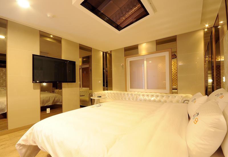 Songjeong Hotel 369 Пусан Екстериор снимка